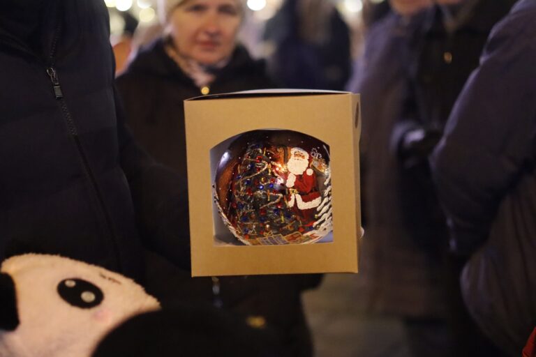 LICYTACJA BOMBEK NA PLACU BIEGAŃSKIEGO!