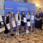 MŁODZIEŻ Z SP 38 Z WYRÓŻNIENIEM W WOJEWÓDZKIM KONKURSIE TEATRALNYM