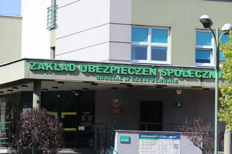 300 ZŁ NA SZKOLNĄ WYPRAWKĘ – RUSZYŁ NABÓR WNIOSKÓW