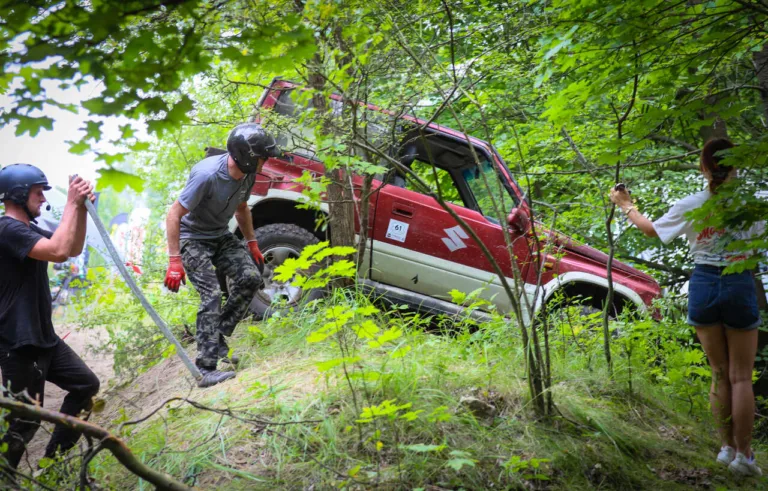 MUST HEWEA: RAJD, KTÓRY NA NOWO DEFINIUJE POLSKI OFF-ROAD
