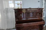 Muzyka we wnętrzach – jak instrumenty nadają duszę przestrzeniom