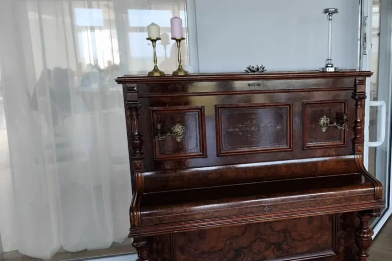 Muzyka we wnętrzach – jak instrumenty nadają duszę przestrzeniom
