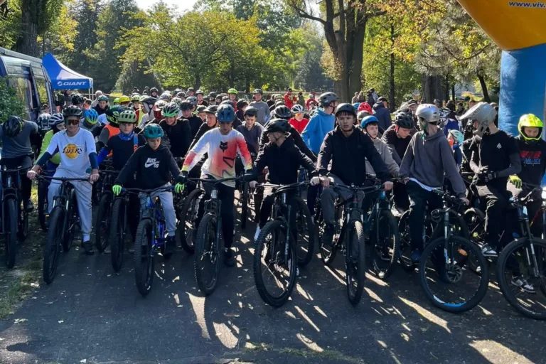 MIĘDZYSZKOLNY PIKNIK ROWEROWY W CZĘSTOCHOWIE