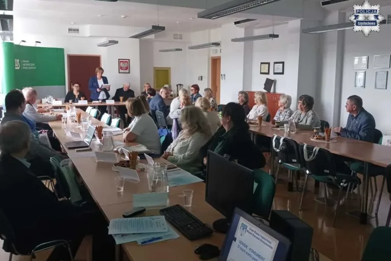 BEZPIECZNY SENIOR – WIEDZA I ŚWIADOMOŚĆ KLUCZEM DO OCHRONY