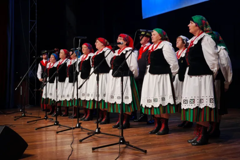 FOLKLOR, MUZYKA I TRADYCJA ZŁĄCZYŁY POKOLENIA – ETNOSTRADA 2025 ZA NAMI