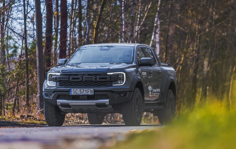 Ford Ranger Raptor: siła, która nie pyta, kto prowadzi