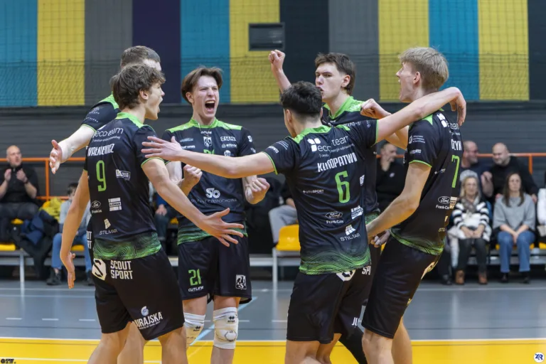 BIAŁO-ZIELONI JADĄ PO SWOJE – START FINAŁÓW!