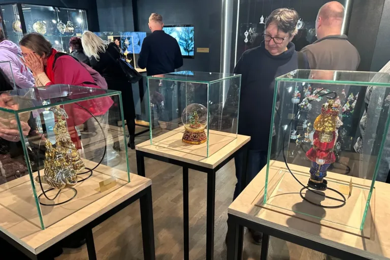 CZĘSTOCHOWSKIE MUZEUM PODBIŁO ŚLĄSK. WYSTAWA O BOMBKACH ZGARNĘŁA GŁÓWNĄ NAGRODĘ