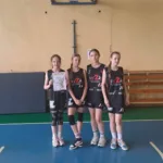 FINAŁY WOJEWÓDZKIE 3X3 W RYBNIKU. ZAWODNICZKI UKS 2KP WALCZYŁY O JAK NAJLEPSZY WYNIK