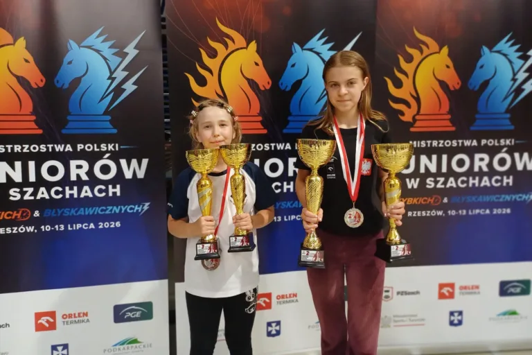 PODWÓJNE SREBRO DLA ZUZI! KOLEJNY ŚWIETNY WYSTĘP MŁODEJ SZACHISTKI
