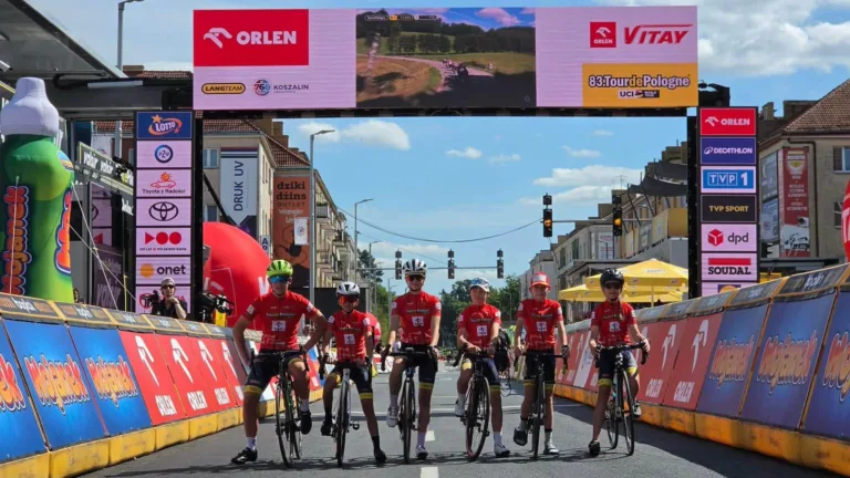 SREBRO NA OTWARCIE. MŁODZI KOLARZE Z CZĘSTOCHOWY ŚWIETNIE ZACZĘLI TOUR DE POLOGNE JUNIOR