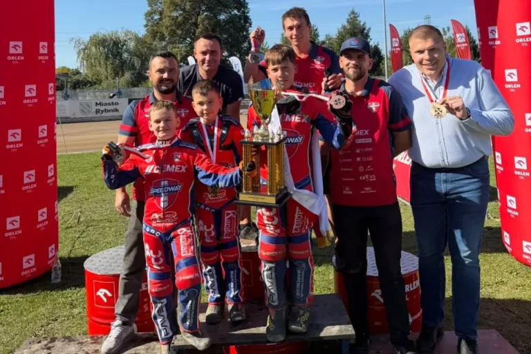 RĘDZINY Z BRĄZEM! MŁODZI ŻUŻLOWCY CEMEX SPEEDWAY NA PODIUM
